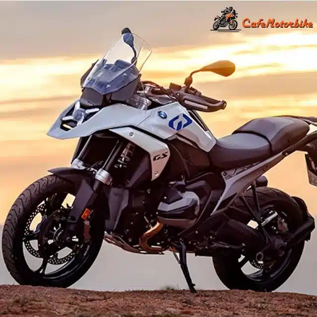 Noleggio Moto Tenerife da Cafemotorbike. Nuova BMW 1300 GS bianca con sfondo al tramonto.